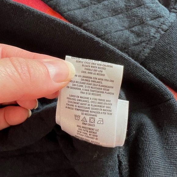 Women's Spyder Long Sleeve Black / Purple Pullover Sweater Size Small / Medium - Picture 12 of 16